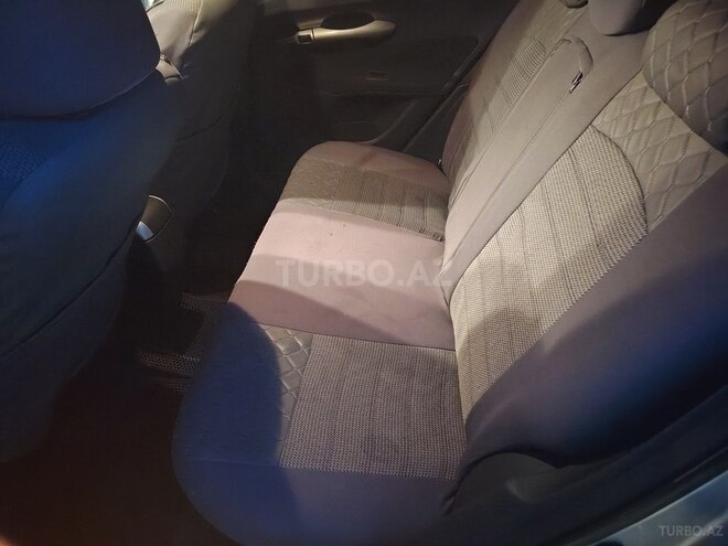 Toyota Auris-9