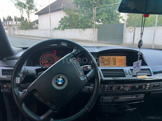 BMW 745-16