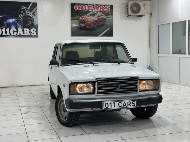 LADA (VAZ) 2107-2