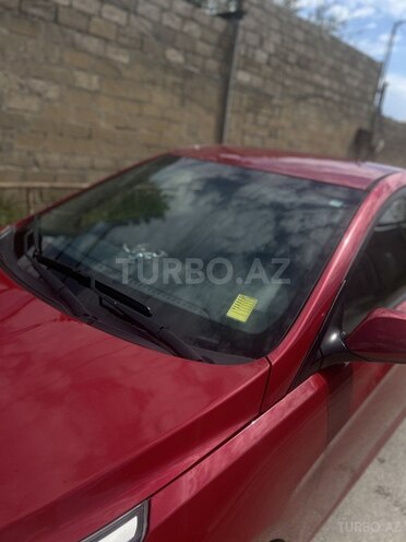 Hyundai Accent-3