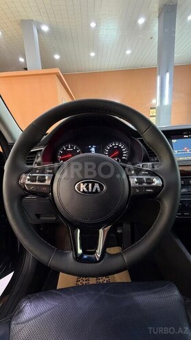 Kia K7-12