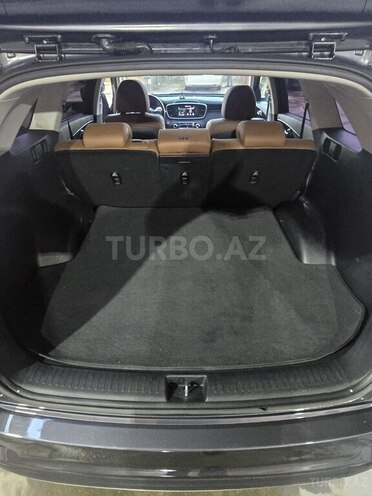 Kia Sorento-13