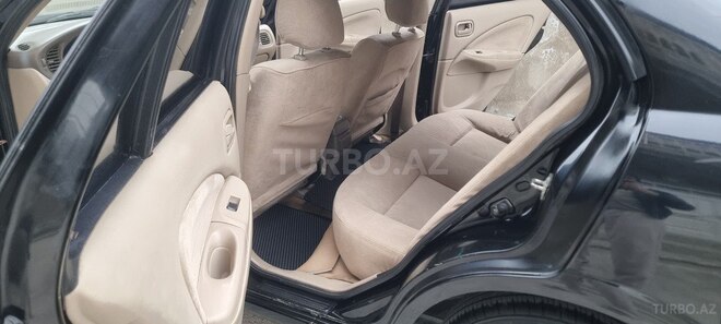 Nissan Sunny-19