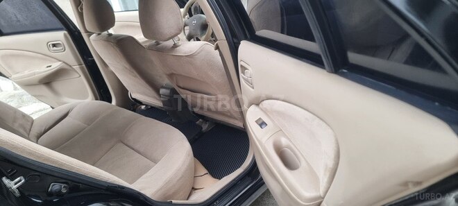 Nissan Sunny-20