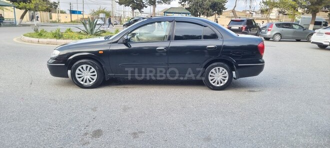 Nissan Sunny-6