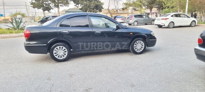 Nissan Sunny-7