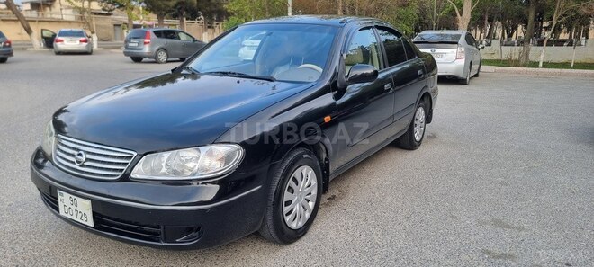 Nissan Sunny-3