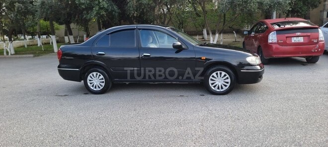 Nissan Sunny-5