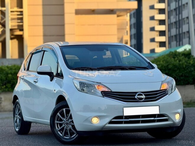 Nissan Note-2