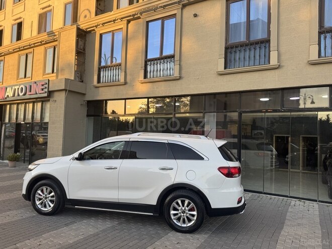 Kia Sorento-7