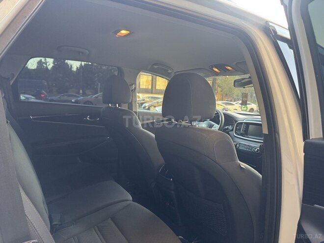 Kia Sorento-22