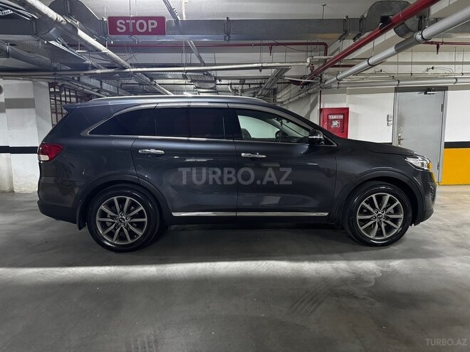 Kia Sorento-3