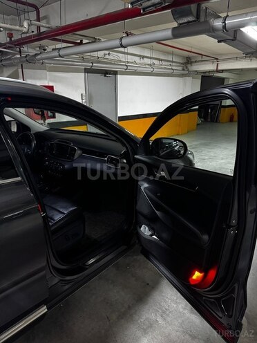 Kia Sorento-7