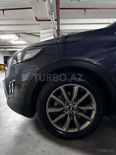 Kia Sorento-9
