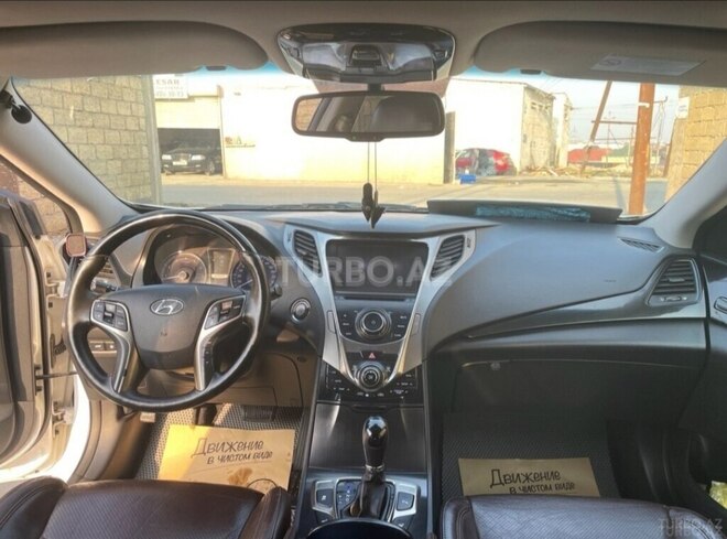 Hyundai Azera-4