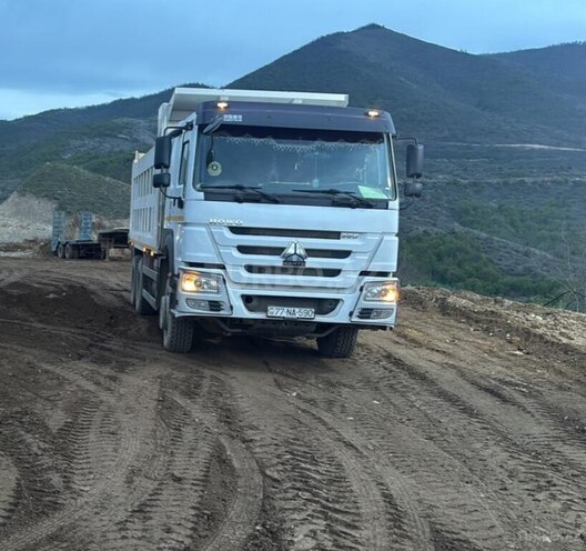 HOWO Sinotruk-1