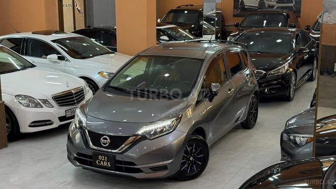 Nissan Note-5