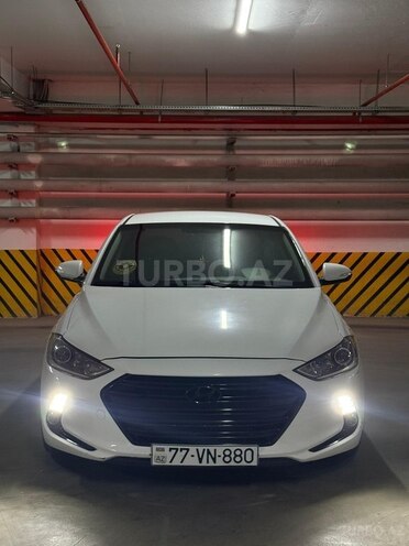 Hyundai Avante-1