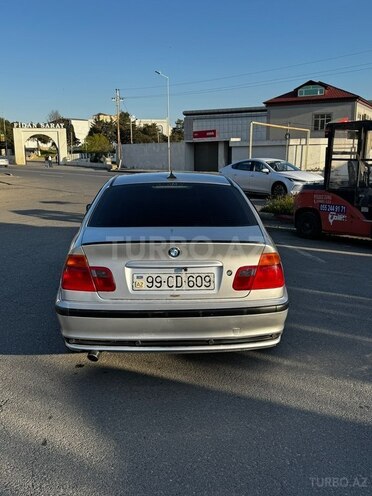 BMW 318-7
