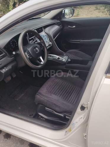 Honda Insight-12