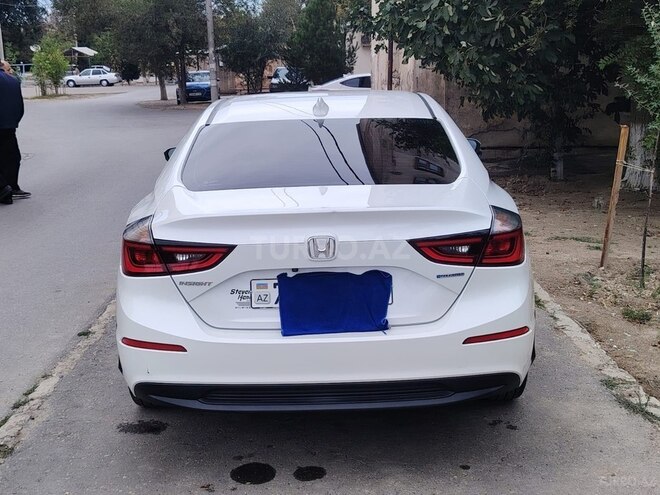 Honda Insight-8