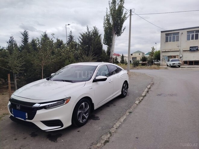 Honda Insight-3