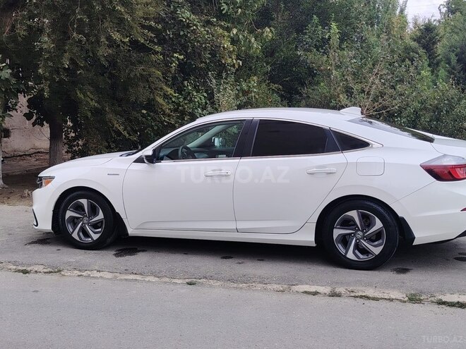 Honda Insight-5