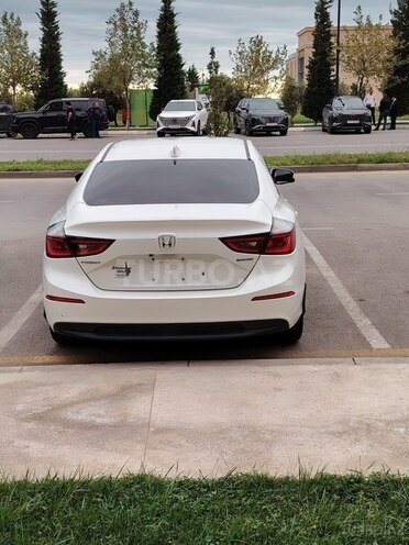 Honda Insight-7