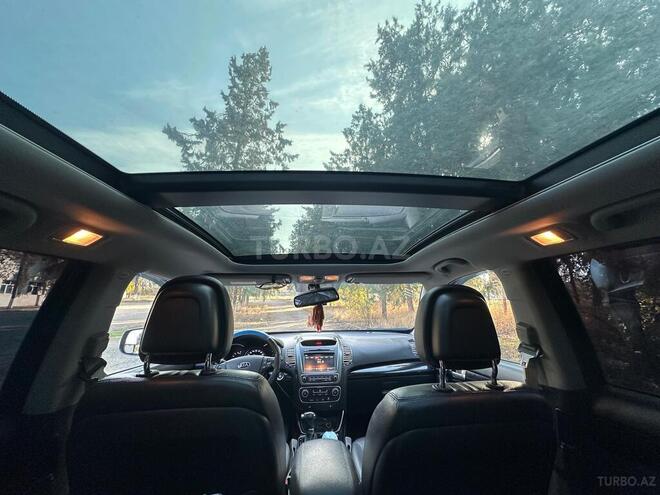 Kia Sorento-9