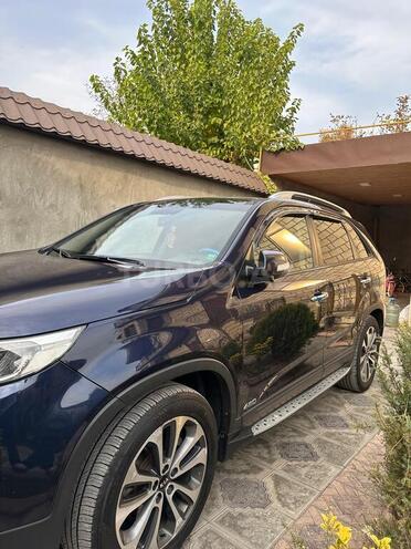 Kia Sorento-2