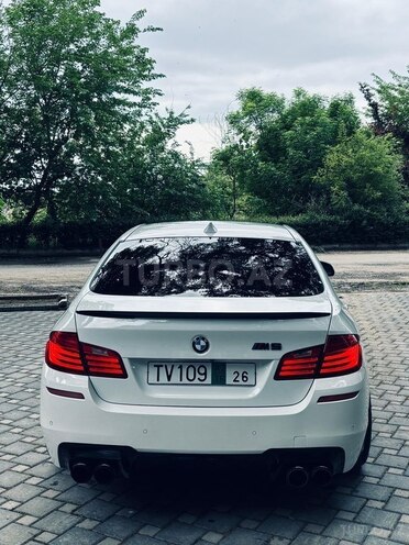 BMW 528-2