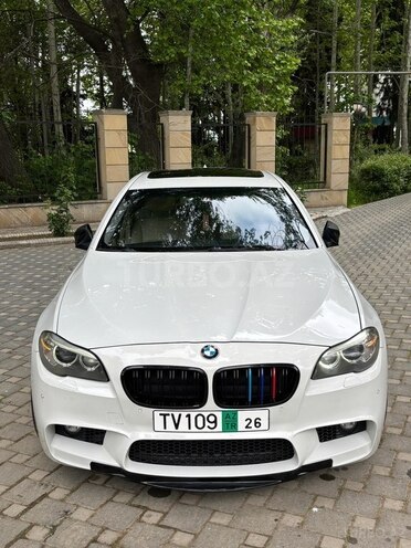 BMW 528-8