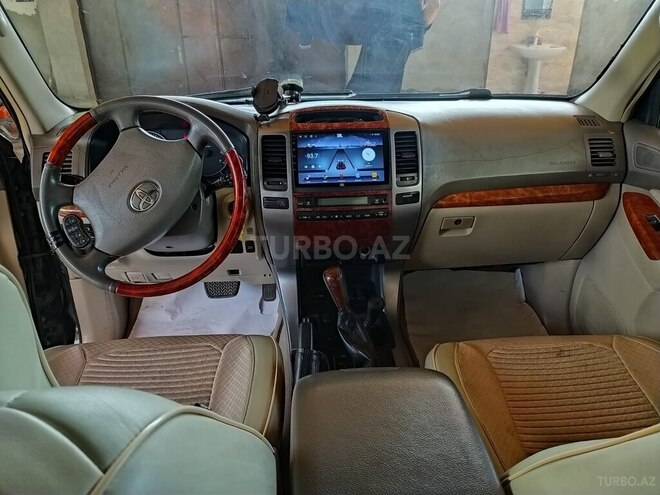 Toyota Land Cruiser Prado-3