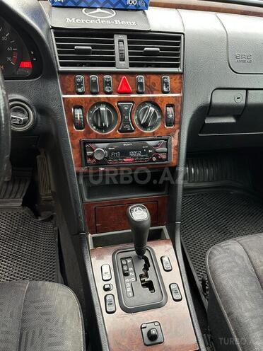 Mercedes C 200-9