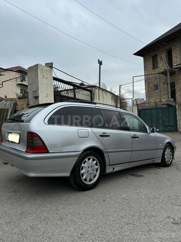 Mercedes C 200-5