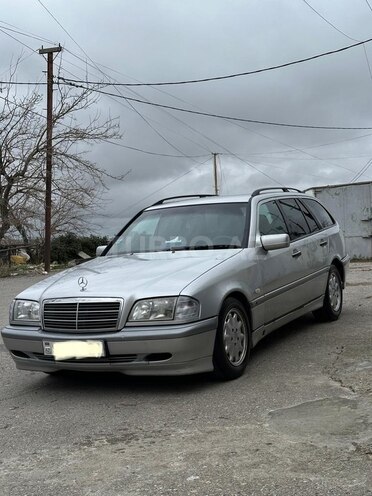 Mercedes C 200-4