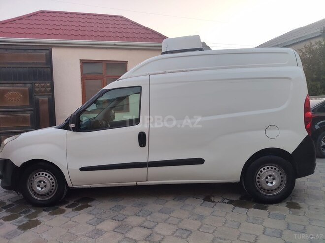 Fiat Doblo-5
