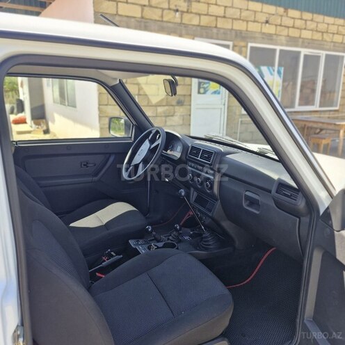 LADA (VAZ) Niva-7