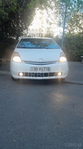 Toyota Prius-2