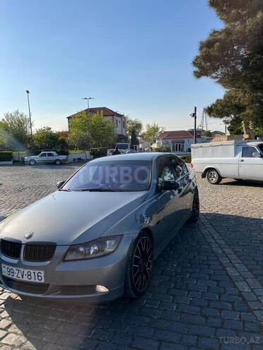 BMW 320-4