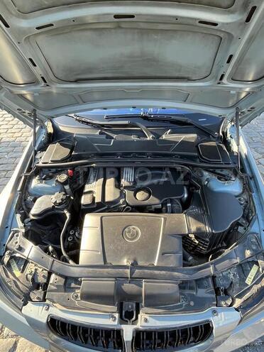 BMW 320-11