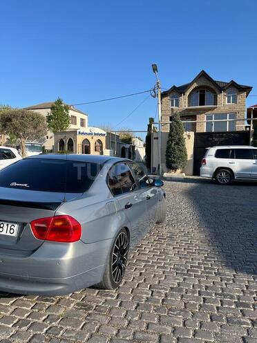 BMW 320-6
