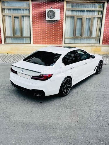 BMW 530-12