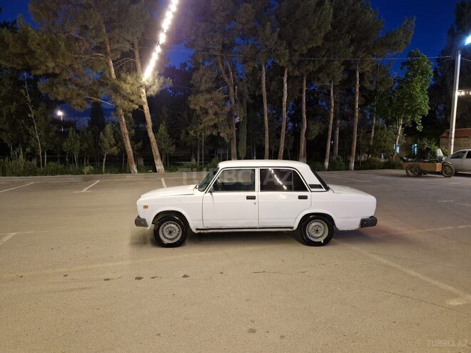 LADA (VAZ) 2107-15