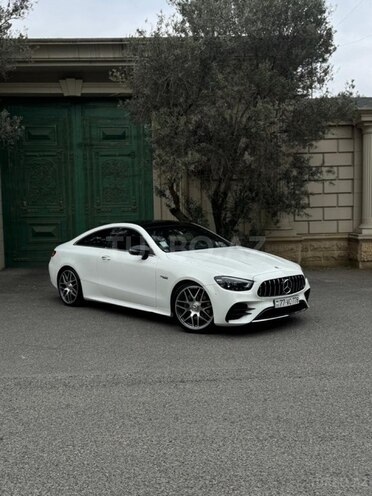 Mercedes E 220 d-1