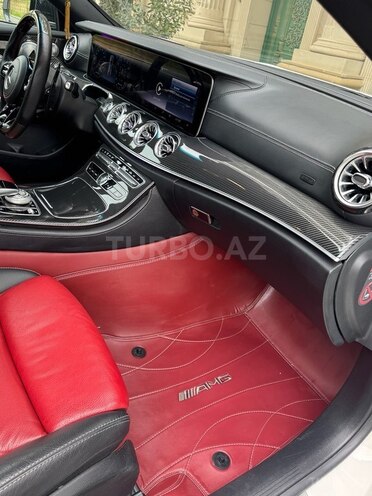 Mercedes E 220 d-16