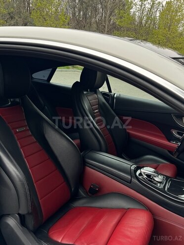 Mercedes E 220 d-15