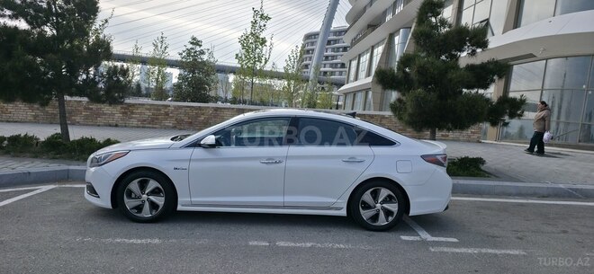 Hyundai Sonata-3
