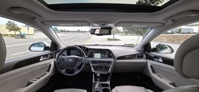 Hyundai Sonata-6