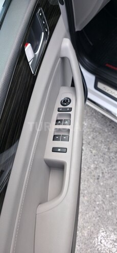Hyundai Sonata-10